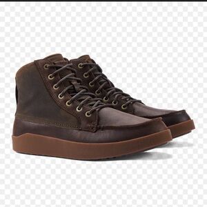 OluKai Molina Men's Olive and Black Boots